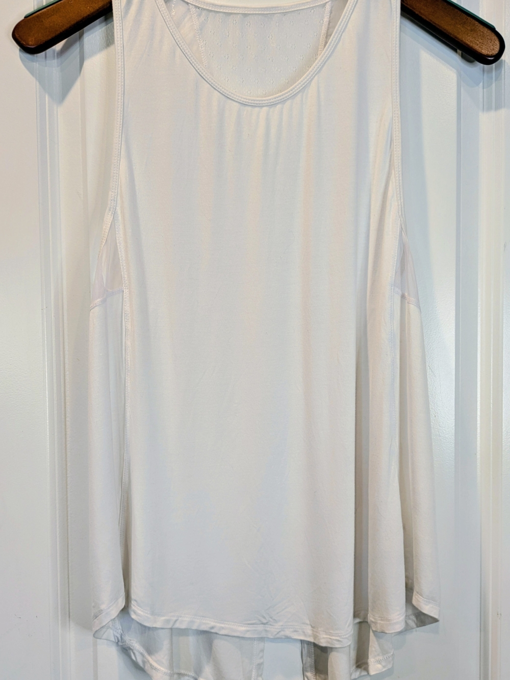 Move With You White Mesh Back Sleeveless Active Tank Top XL